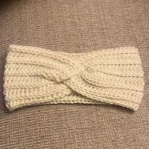 Women’s Handmade Cream Crocheted Headband